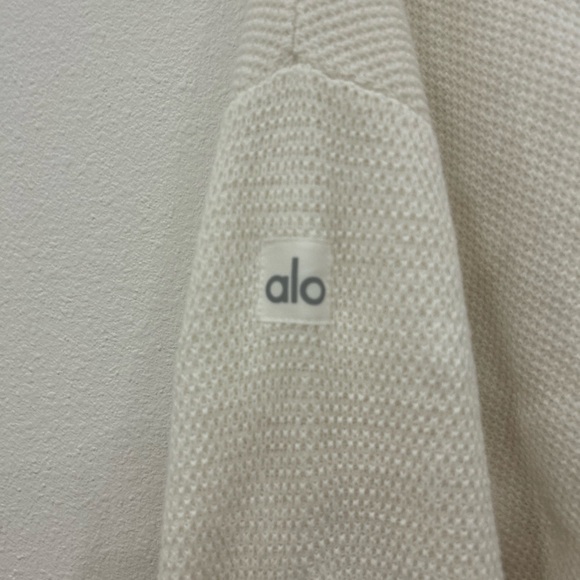ALO YOGA tennis Club Sweater Knit V-Neck Pullover NWOT med preppy athletic - Picture 7 of 10